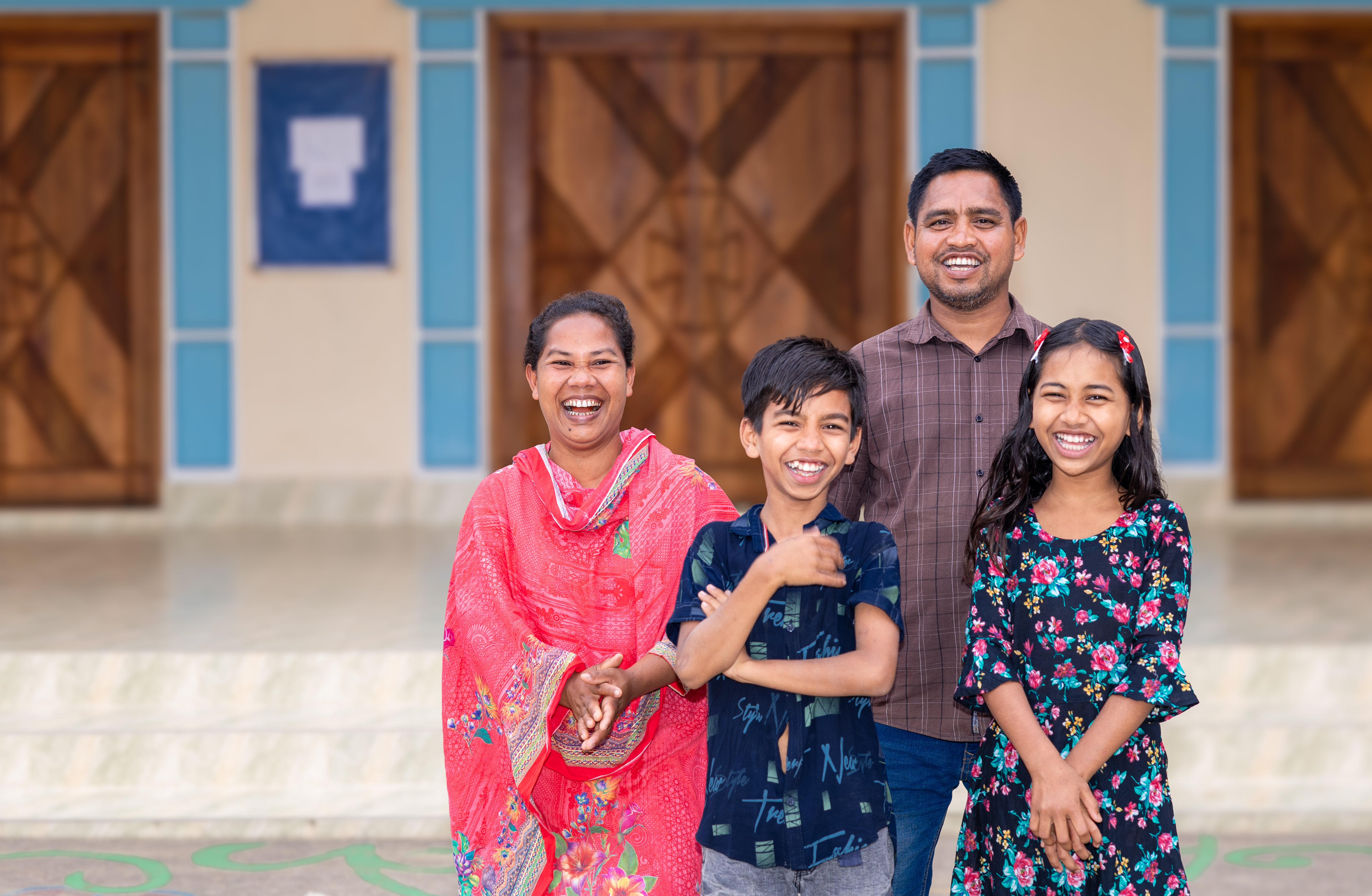 Pronali with her family