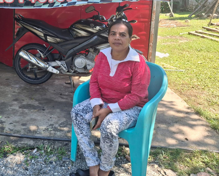Photo-#1_-Adelia-at-her-motorbike-workshop.jpg