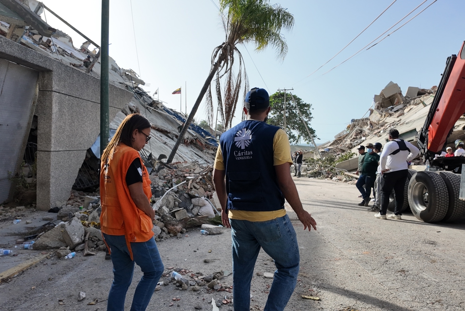 Cáritas_Venezuela_La_Guaira_Terremoto_260626 (7).jpg