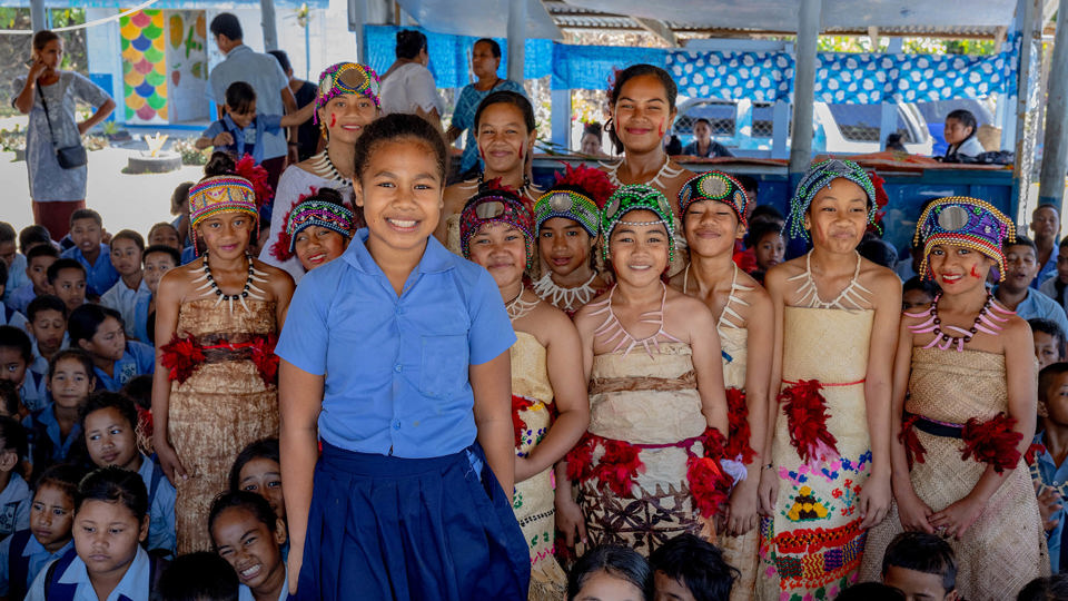 Toefuata'iga At School With Students