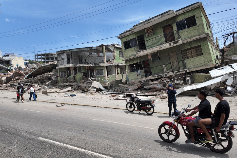 Visita_La_Guaira_PostTerremoto_250626_Cáritas_Venezuela (42).JPG