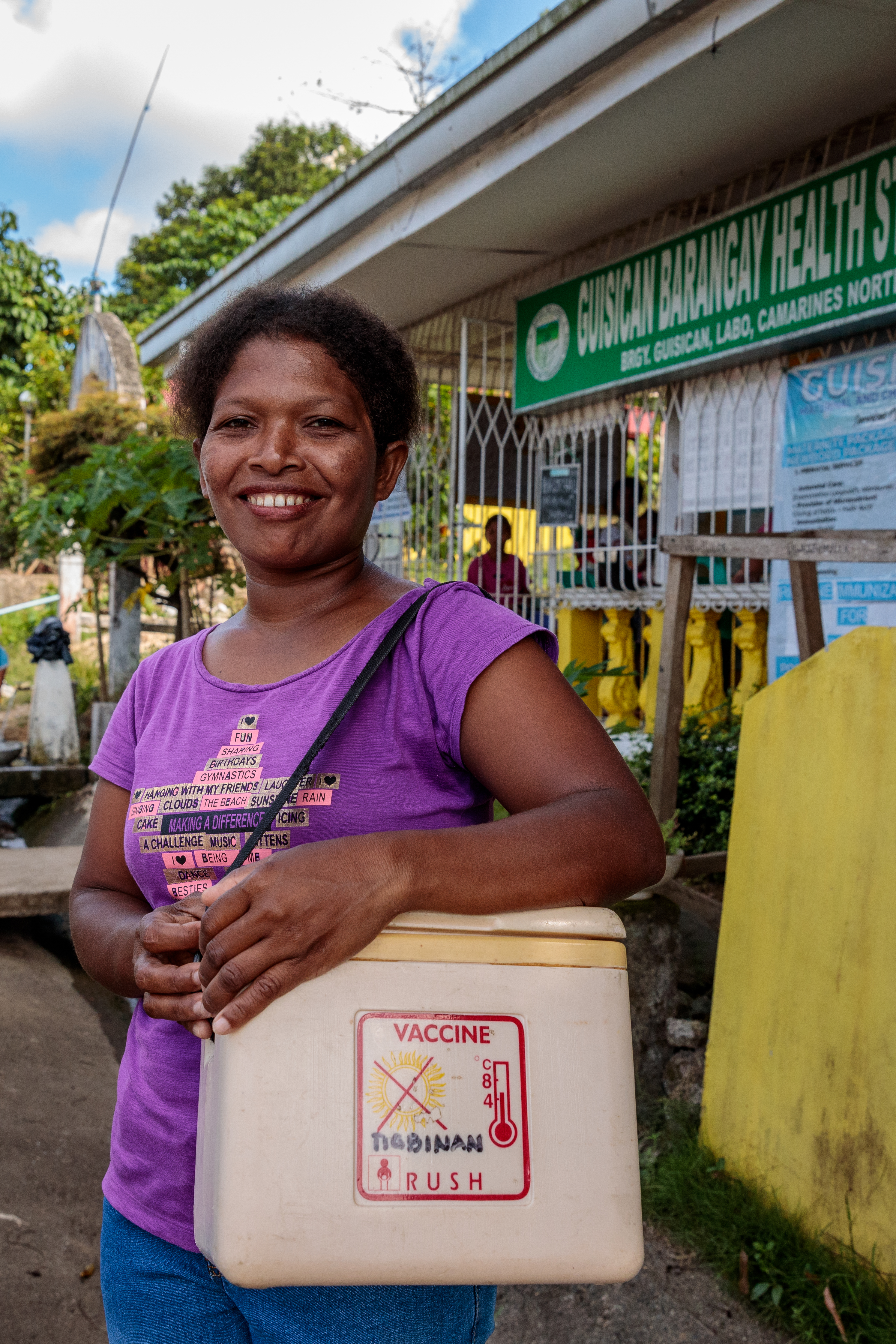 Shirley With Vaccine Bag 50666677206 Dae63441e7 O