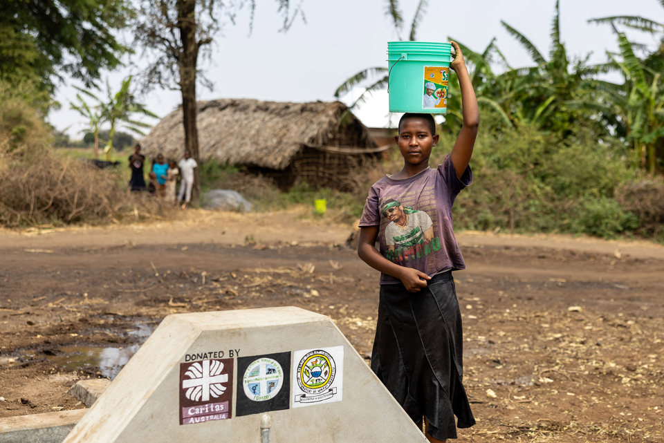 Sisilia Carrying Water