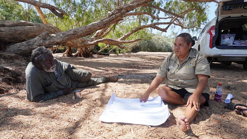 Ranger interviewing a First Australian elder (1)
