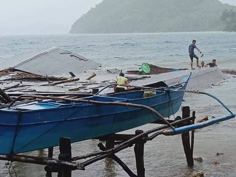 Houses are submerged in Palawan. Photo: Darwin Lina Daco From Brigada News Fm Palawan